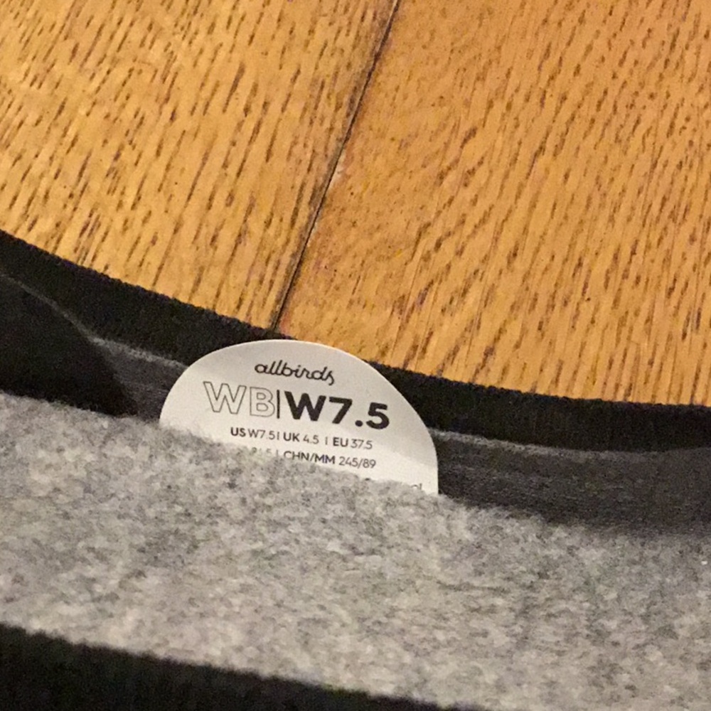 Woman’s allbirds wool Breezers dark charcoal. Size 7.5. Barely worn! Soft! - Picture 6 of 8